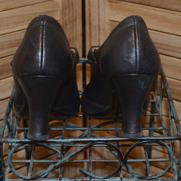 Sofft 6M Black Leather T-strap Pump Sculpted Heels - Picture 5 of 10